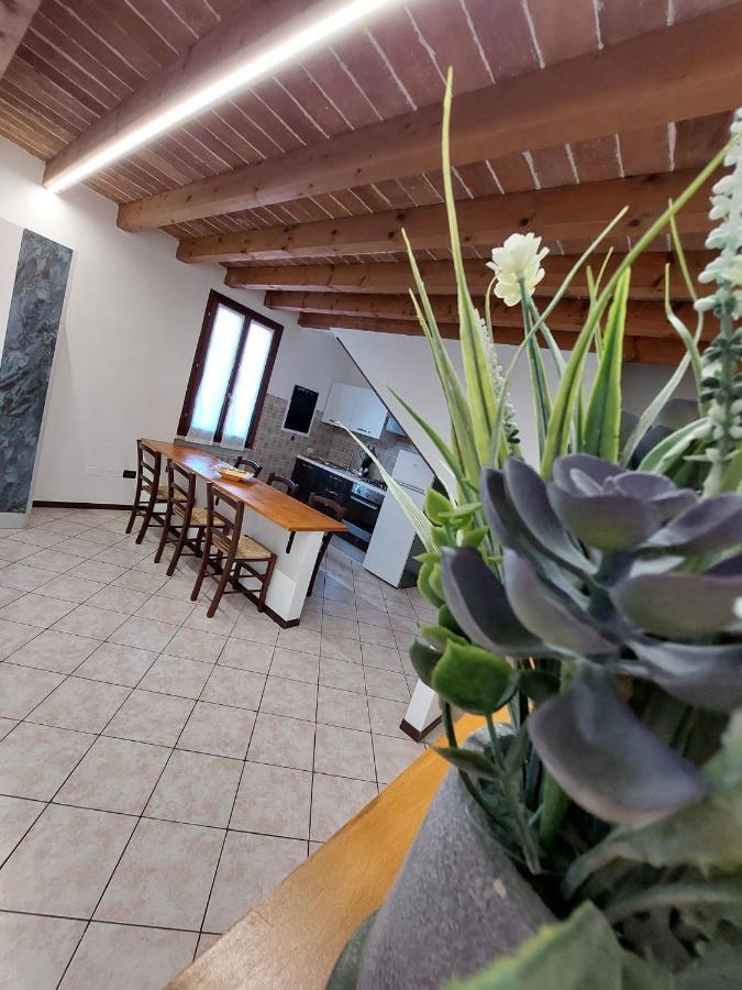 Il Vagabondo Villa Volta Mantovana Luaran gambar